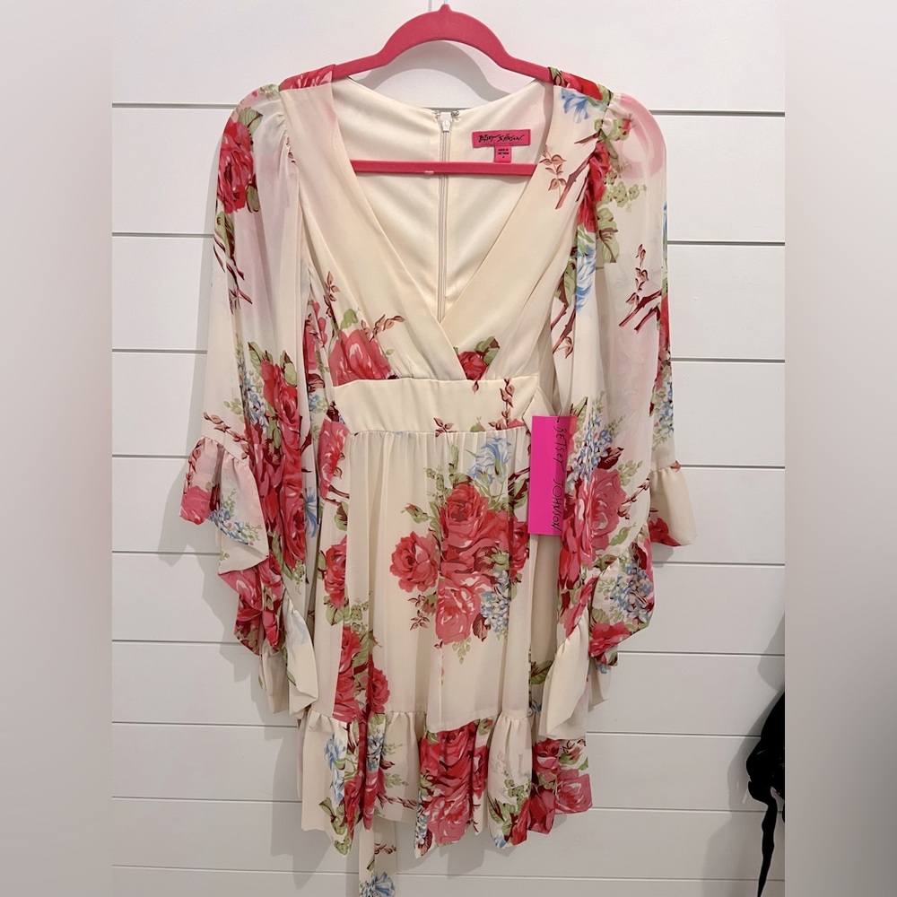 BETSEY JOHNSON• Bell Sleeve Dress